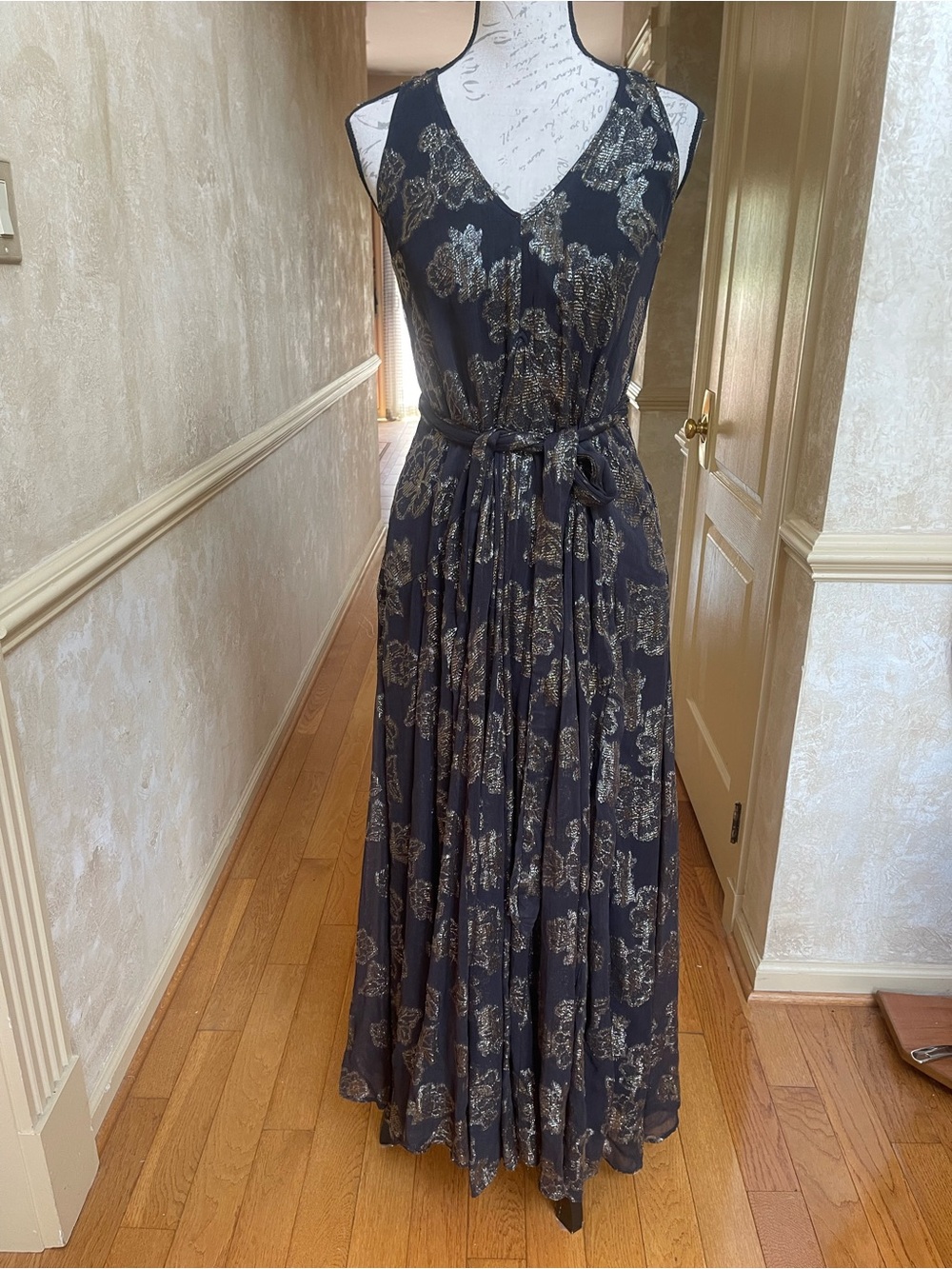 Free People Holding on convertible black and gold foil flowers maxi dress Sz S - Picture 6 of 17